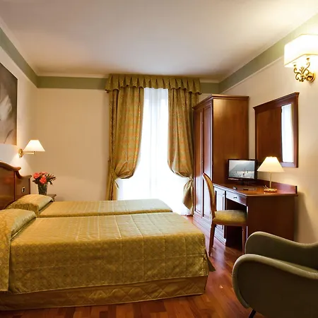 Hotell Astra 3*