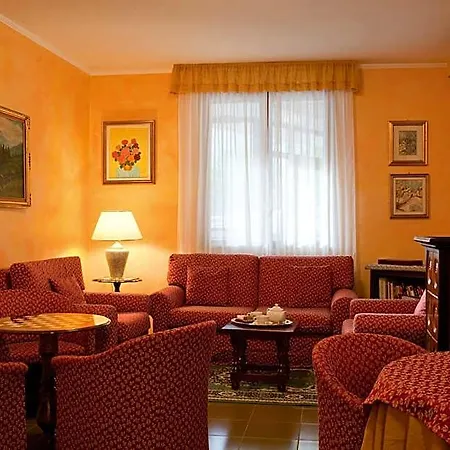 Hotel Astra 3*