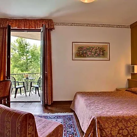 Astra Hotel Tignale