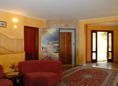 Astra Hotel