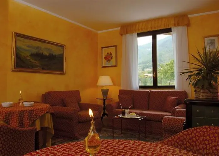 Hotel Astra Tignale